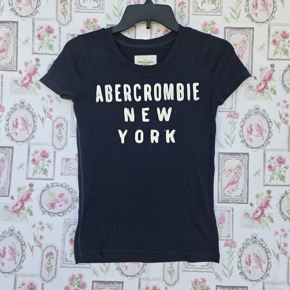 Abercrombie & Fitch Blue New York Spellout T-Shirt Women's Size Small Y2K